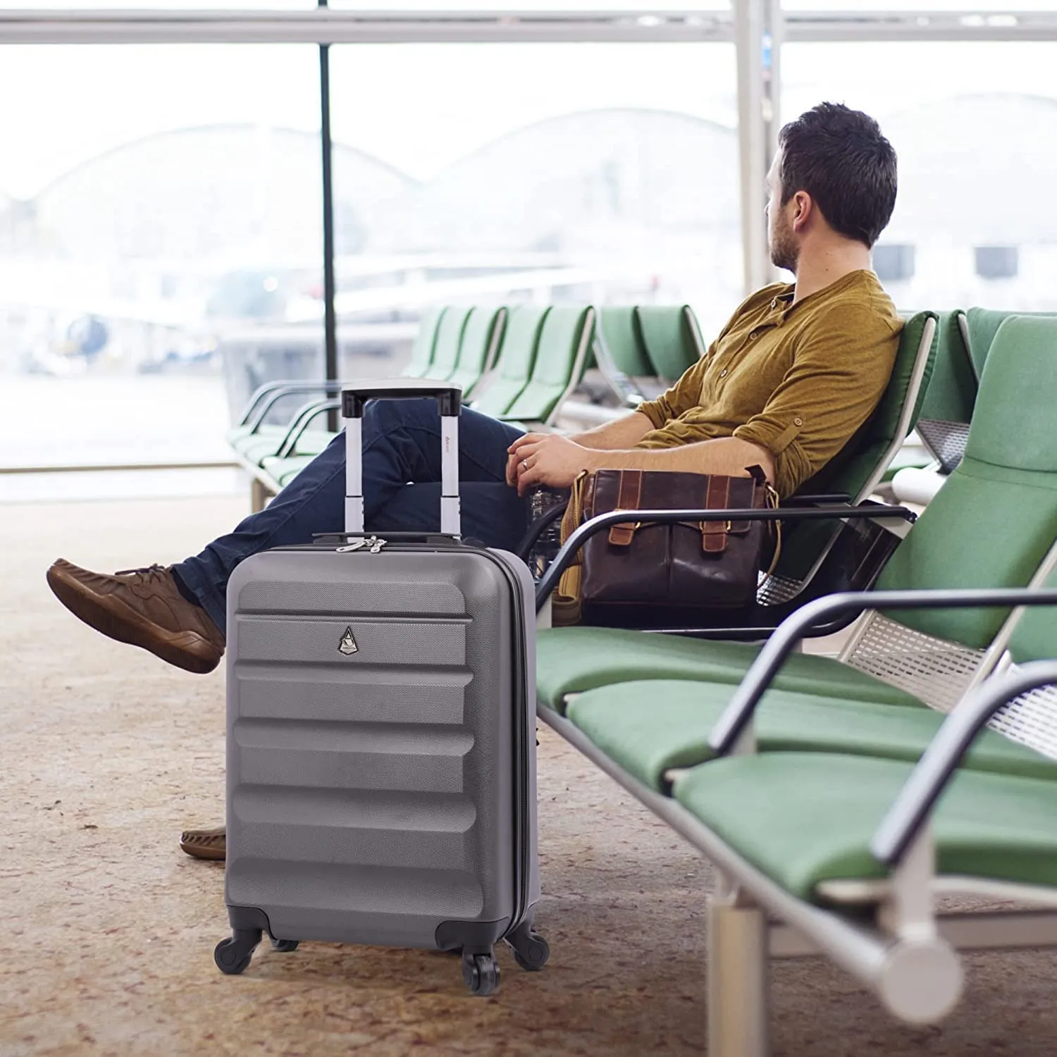 Aerolite 55x38x20cm Trolley Rigido Carbone 37L Emirates