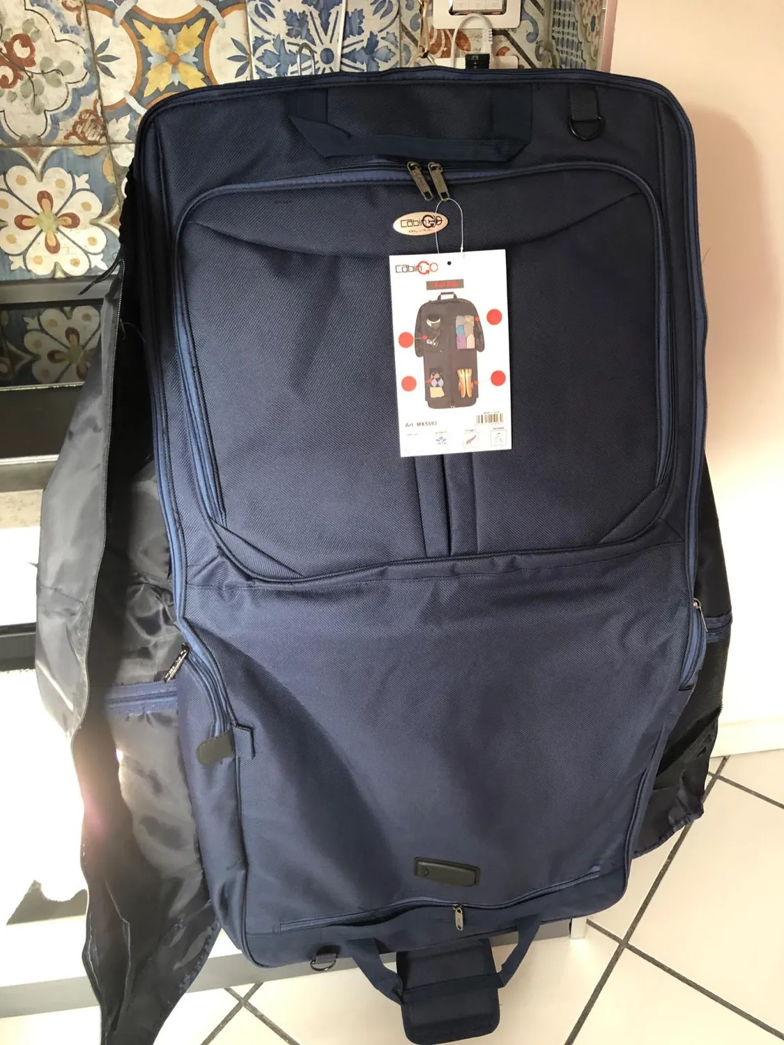 Cabin Go 5593 Porta Abiti 110cm Tasca PC 15 Pollici Nero