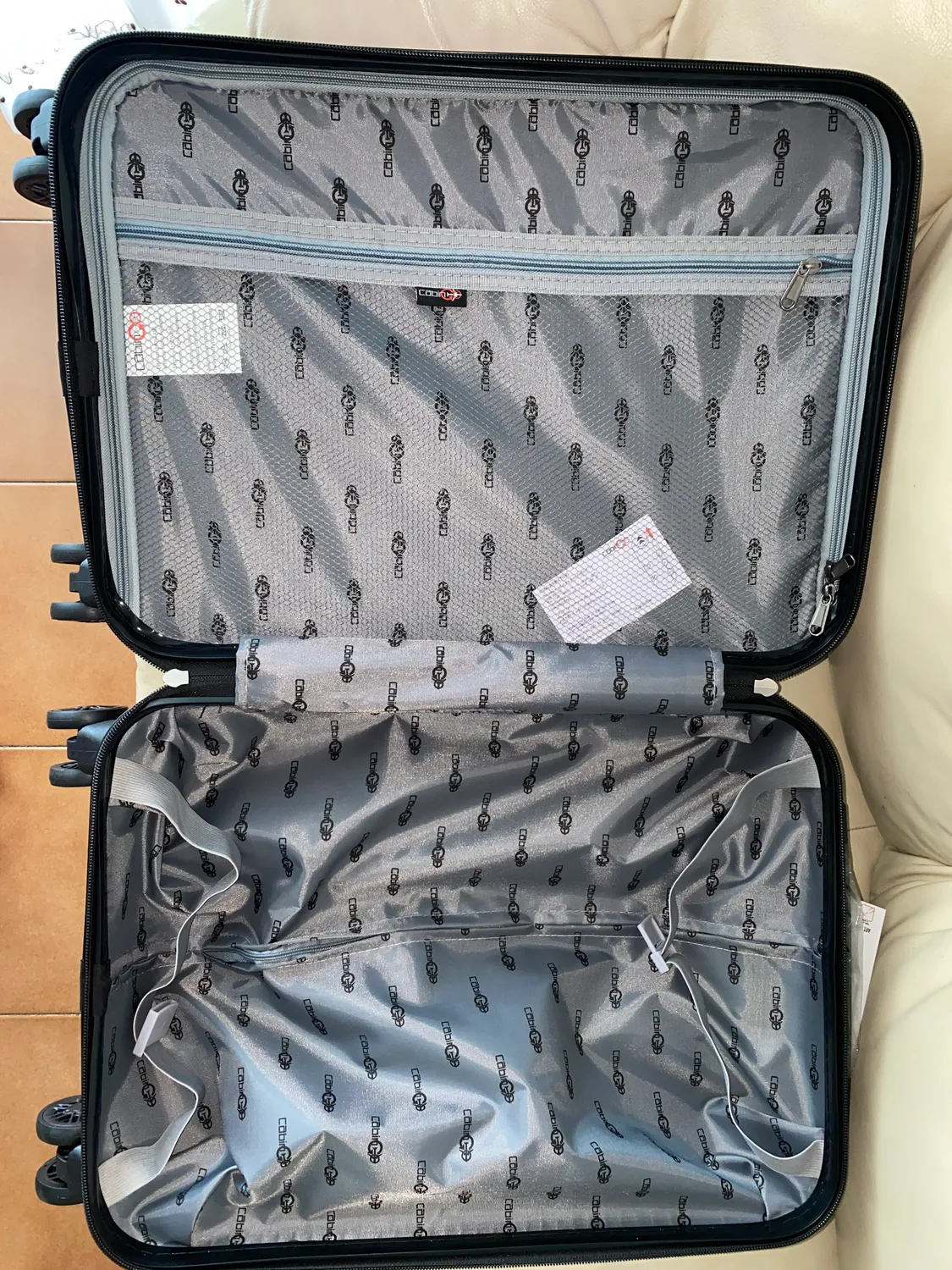 Cabin Go Enhance 5502 trolley rigido 55x37x20 lilla 8 ruote