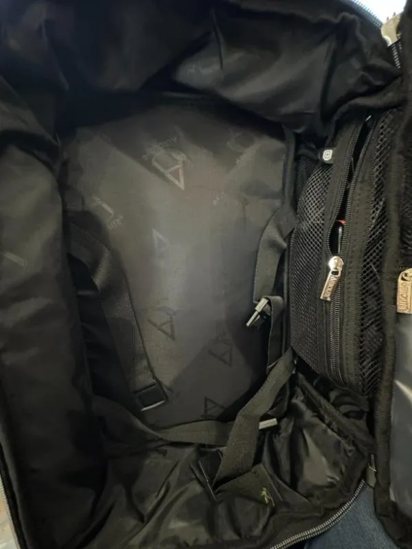 Aerolite 40x20x25 zaino nero 20L Ryanair trapuntato riciclato