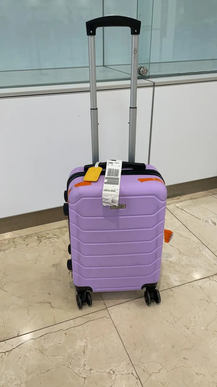 Cabin Go Enhance 5502 trolley rigido 55x37x20 lilla 8 ruote